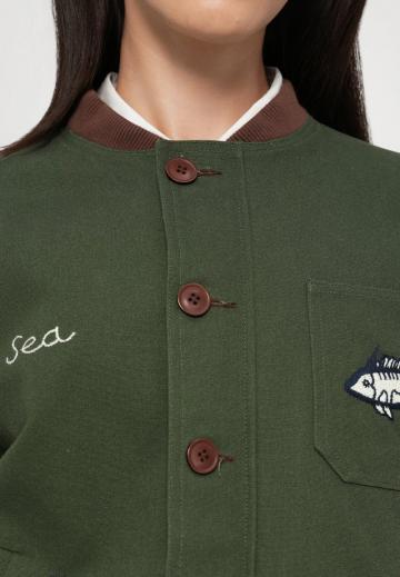 Куртка с накладнымит карманами