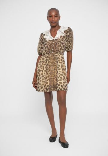 Короткое платье