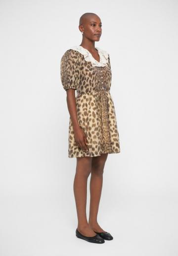 Короткое платье