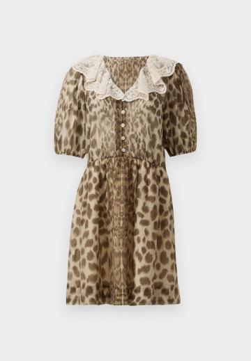 Короткое платье