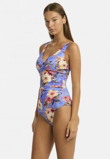 Слитный купальник