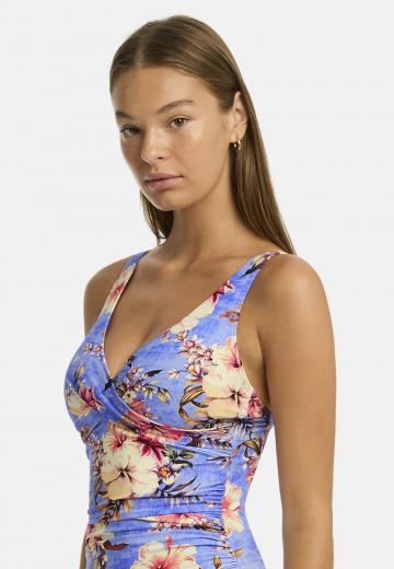 Слитный купальник