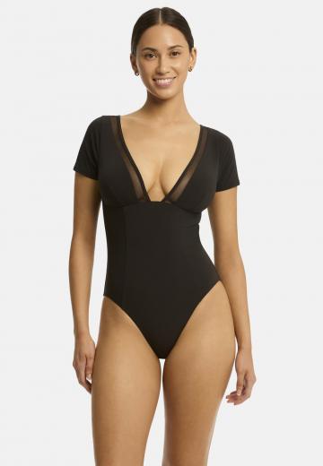 Слитный купальник