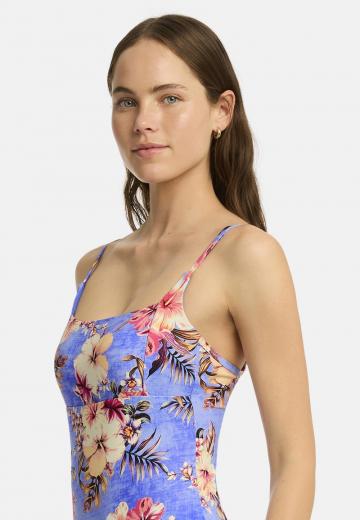 Слитный купальник