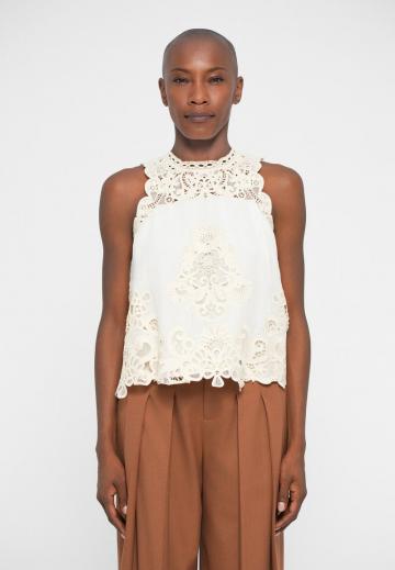 Кружевная блузка