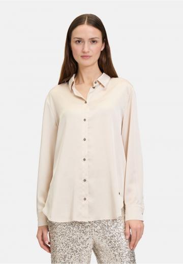 Атласная блузка