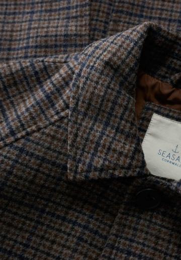 Короткое пальто