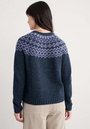 Жаккардовая вязаная кофта