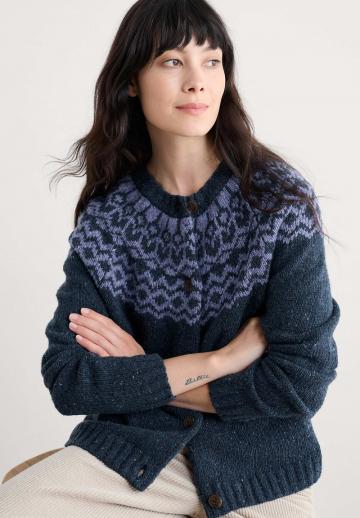 Жаккардовая вязаная кофта