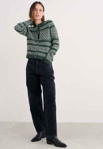 Жаккардовая вязаная кофта