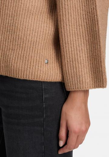 Пуловер с рукавом три четверти