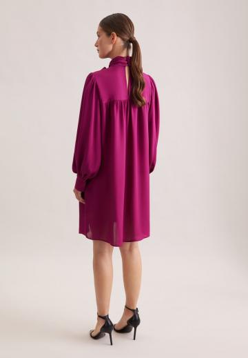 Короткое платье