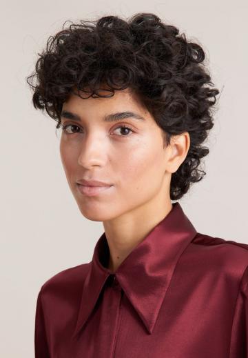 Атласная блузка