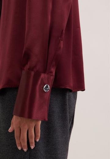 Атласная блузка