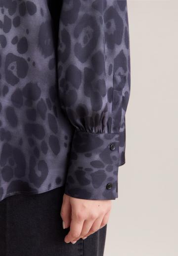 Атласная блузка