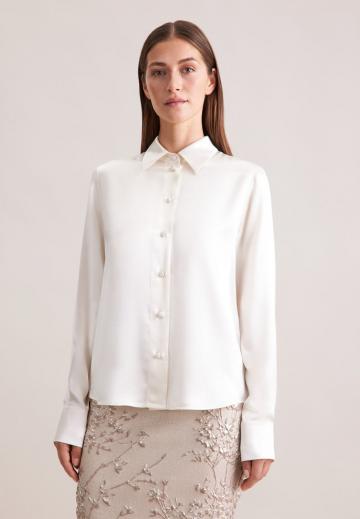 Атласная блузка