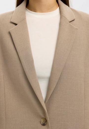 Короткое пальто