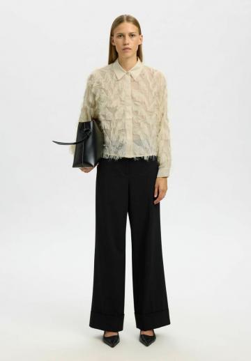 Атласная блузка