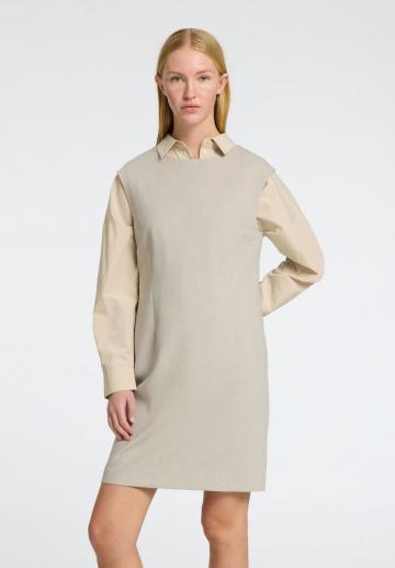 Короткое платье