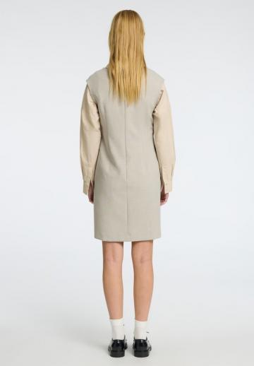 Короткое платье