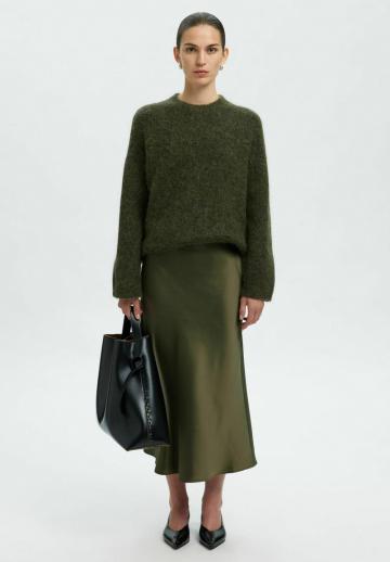 Длинный пуловер