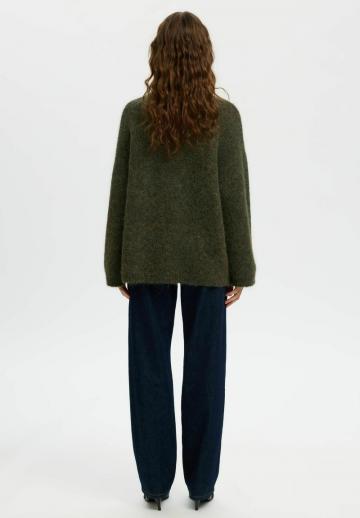 Длинный пуловер