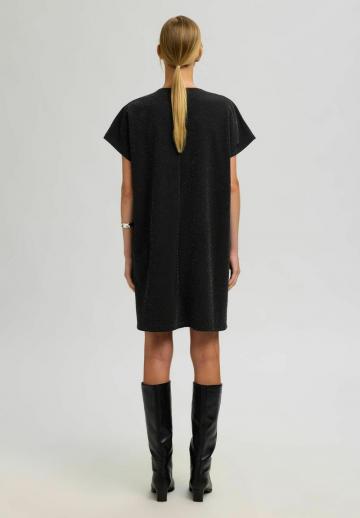 Короткое платье