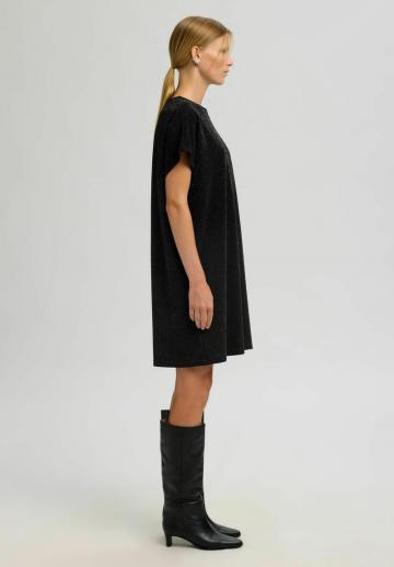 Короткое платье