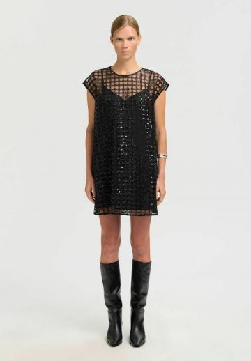 Короткое платье