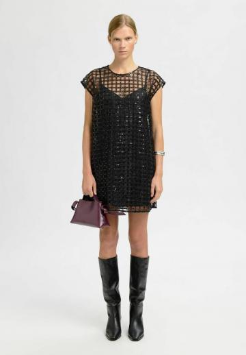 Короткое платье