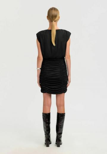 Короткое платье