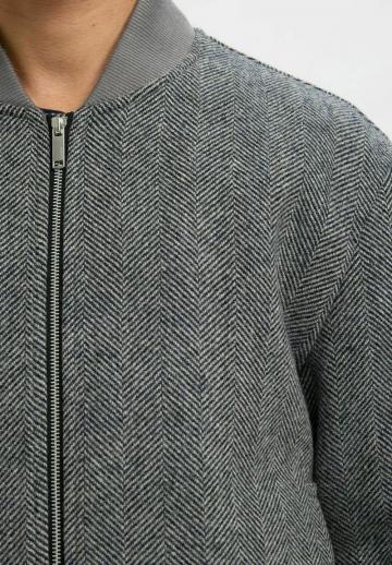 Куртка бомбер