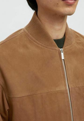 Куртка бомбер