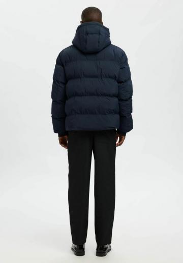 Зимняя куртка