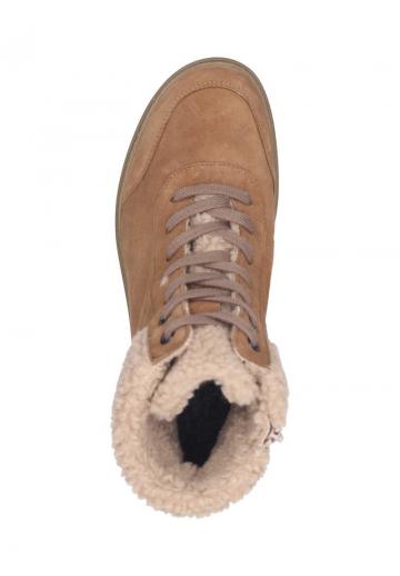 Зимние ботинки