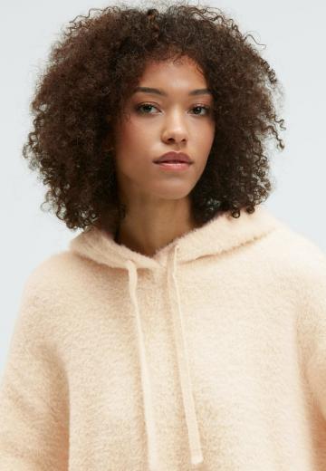 Пуловер с капюшоном