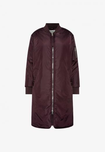 Короткое пальто