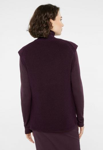 Пуловер без рукавов