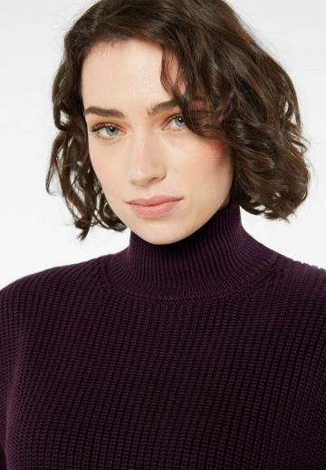 Пуловер без рукавов