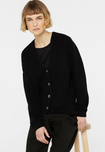 Вязаная кофта