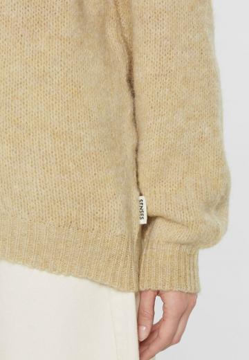 Длинный пуловер