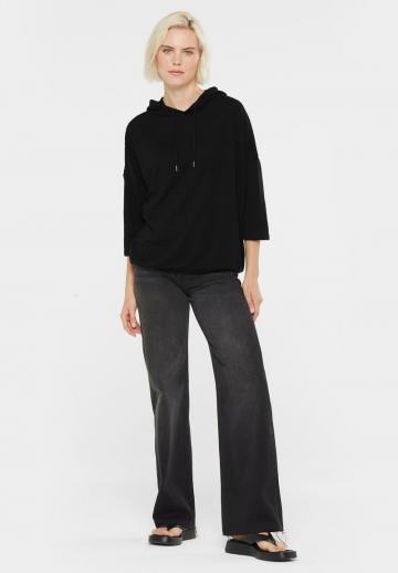 Пуловер с капюшоном