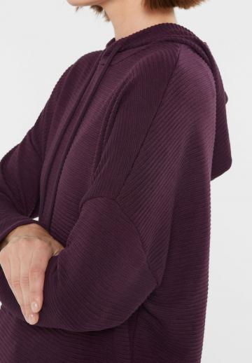 Пуловер с капюшоном