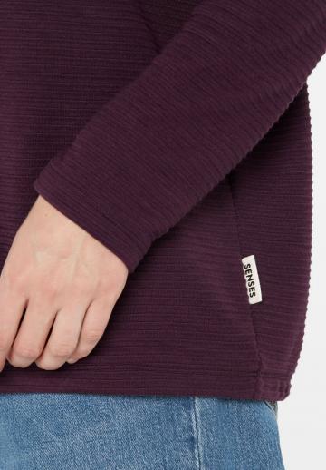 Пуловер с капюшоном