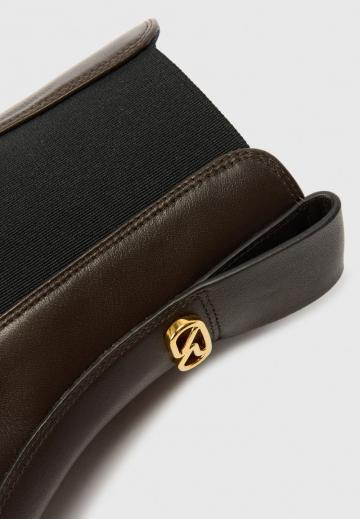 Высокие сапоги