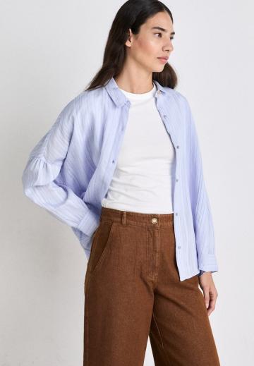 Короткие джинсы