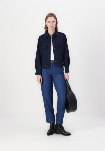 Прямые джинсы