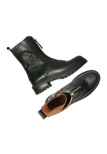 Гандбольные кроссовки