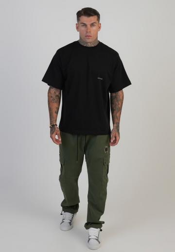 Брюки с накладными карманами