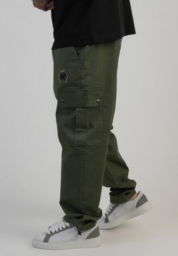 Брюки с накладными карманами